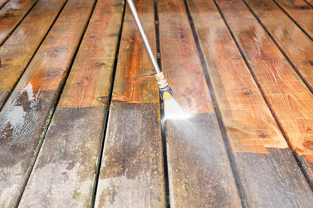 Garage Pressure Washing in Genoa City, WI